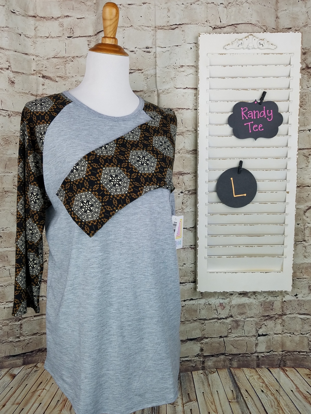 Women's Grey and Black Geometric Raglan Top